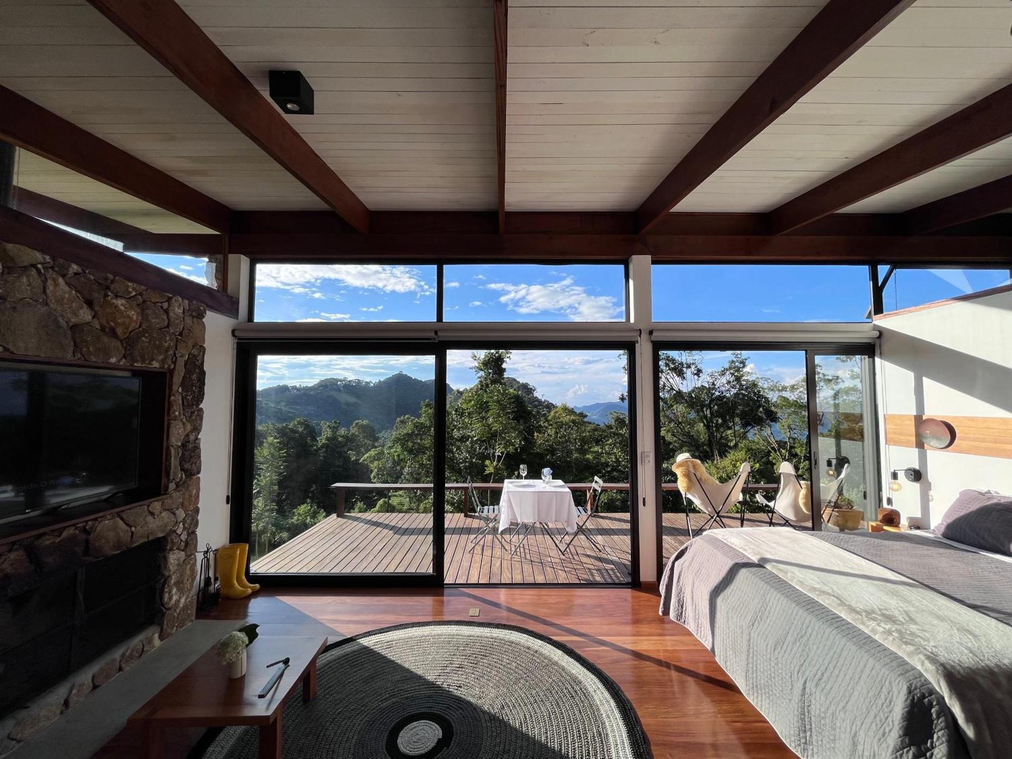 Futucatuia Brisa • Arquitetura única nas montanhas Gonçalves Quarto foto