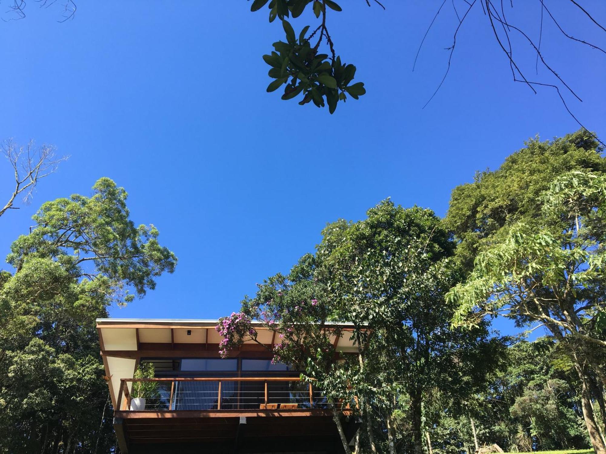 Futucatuia Brisa • Arquitetura única nas montanhas Gonçalves Quarto foto