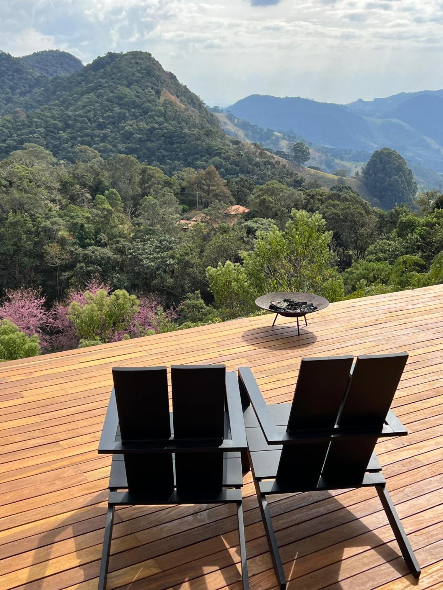 Futucatuia Brisa • Arquitetura única nas montanhas Gonçalves Exterior foto